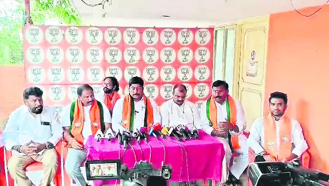 దాడులకు పాల్పడడం హేయమైన చర్య
