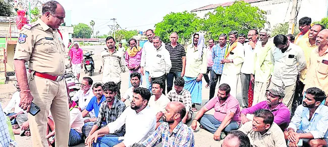 పచ్చిరొట్ట విత్తనాల ధరలు తగ్గించండి