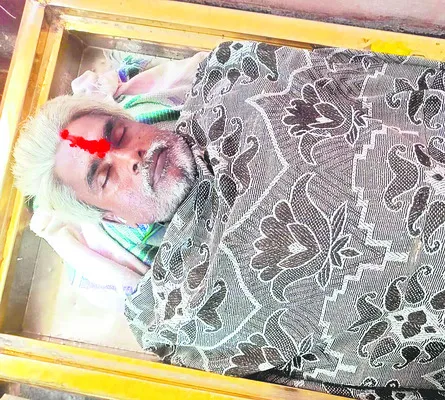 హిందీ పరీక్షకు 215 మంది గైర్హాజరు
