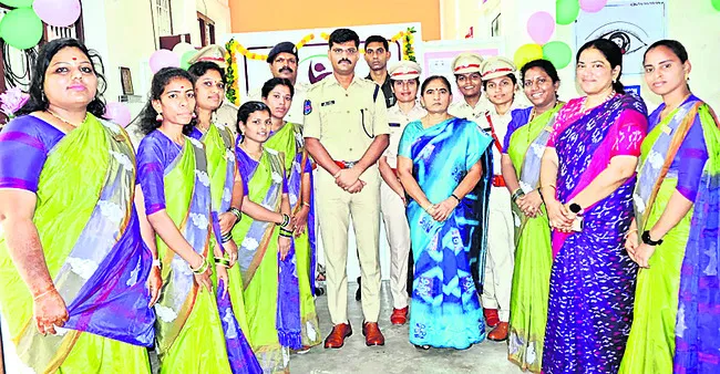 ‘భరోసా’ సేవలు అభినందనీయం