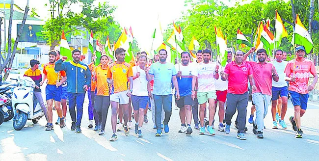 ఘటాభిషేకం.. చక్రతీర్థం 