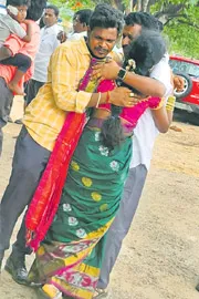 Massive road accident in Vikarabad district7