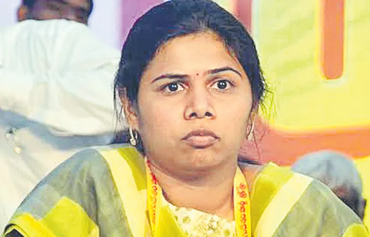 MLA Bhuma Akhilapriya issues ultimatum to TDP leadership2