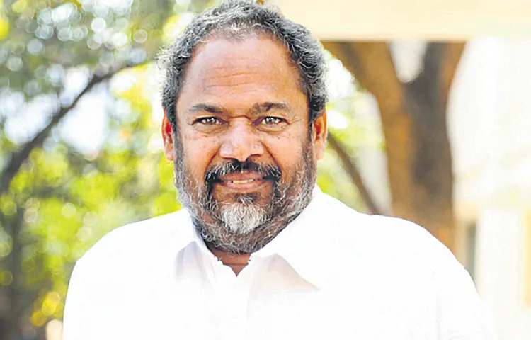 English should be taught along with Telugu from the primary level