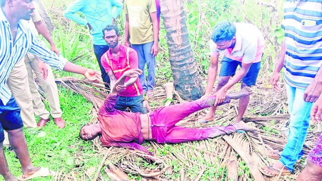 పొట్టకూటి కోసం వెళ్లి.. ప్రాణాలు వదిలి