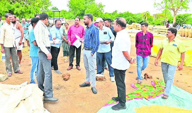 సజావుగా ధాన్యం కొనుగోళ్లు