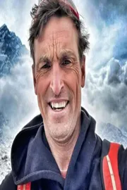 British climbers summit Everest in record bid2