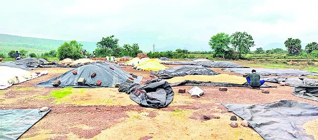 ● జిల్లాలో 37మిల్లీమీటర్ల వర్షపాతం ● కేంద్రాల్లో వేల క్