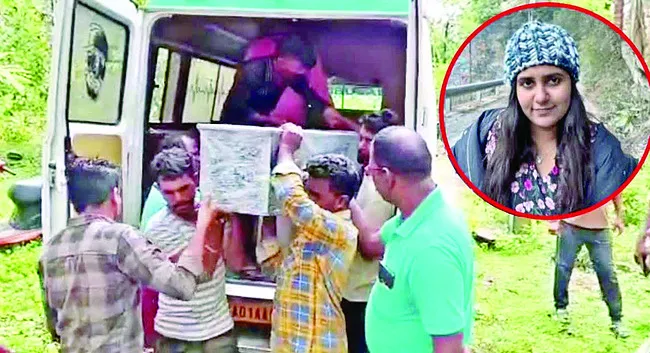 ఆకాంక్షకు కన్నీటి వీడ్కోలు