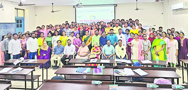 పీజీ వైద్యులకు పరిశోధనలపై దృష్టి ముఖ్యం