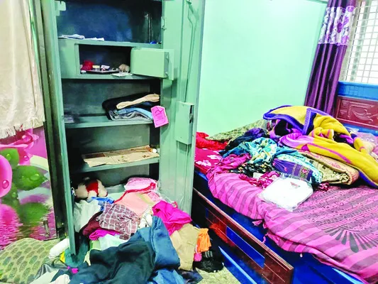 రియల్టర్ ఇంట చోరీ