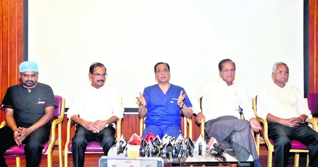 ఎస్‌వీఎస్‌లో రోబోటిక్‌ సర్జరీ సేవలు 