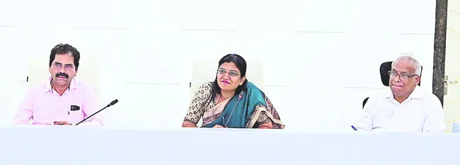 యోగాపై అవగాహన కార్యక్రమాలు 