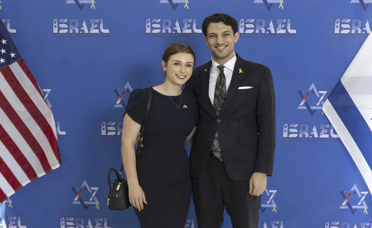 2 Israeli Embassy staff shot and killed outside Jewish Museum in Washington