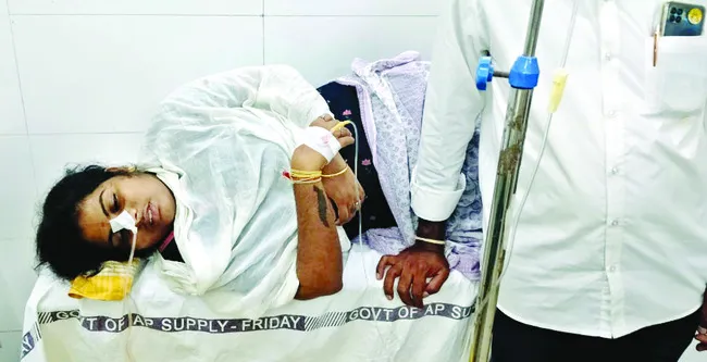 వివాహిత ఆత్మహత్యాయత్నం