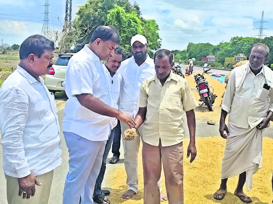 అన్నదాతలు ఆందోళన చెందొద్దు