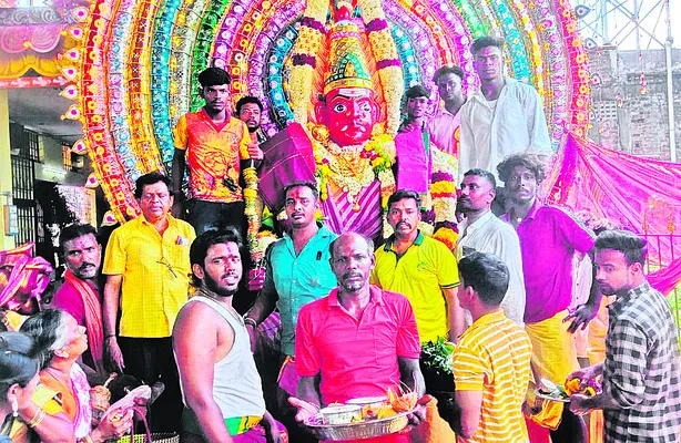 ఘనంగా సత్వచ్చారి గంగమ్మ జాతర