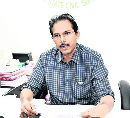 1 నుంచి డిపోల వద్దే రేషన్