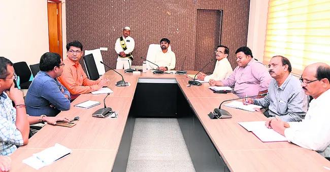 పరీక్ష పకడ్బందీగా నిర్వహించాలి