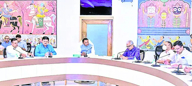 మందకొ