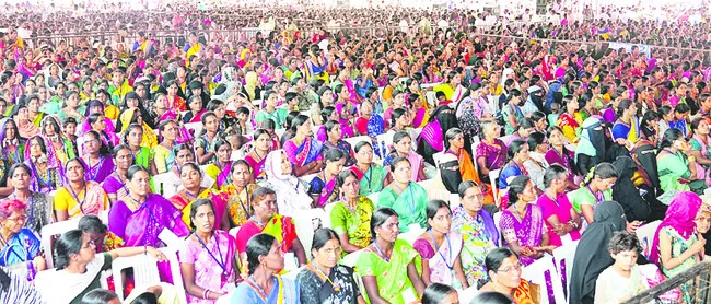 ఇందిరమ్మ ఇళ్లు