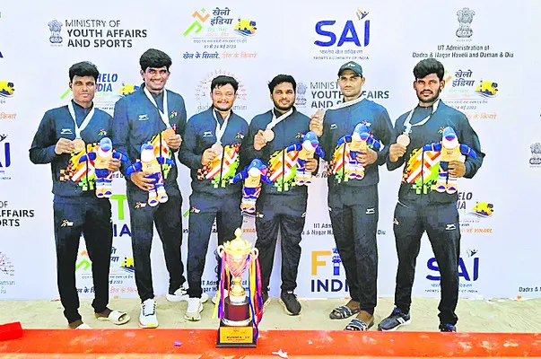బీచ్ కబడ్డీ పోటీల్లో రాష్ట్ర జట్టుకు బ్రాంజ్