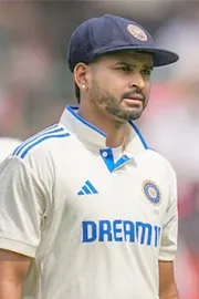 Shreyas Iyer dropped from Test squad1
