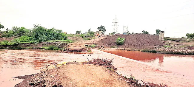 తెగిన గుండి వాగు తాత్కాలిక వంతెన