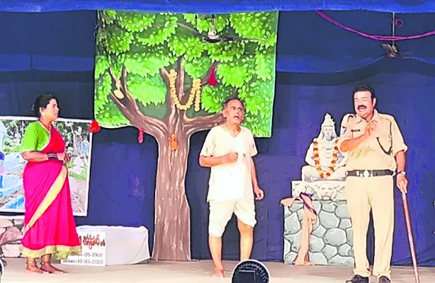 నాటికల పోటీలు ప్రారంభం  