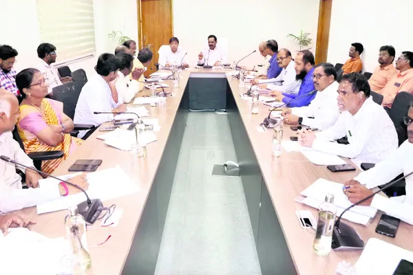 ఇందిర