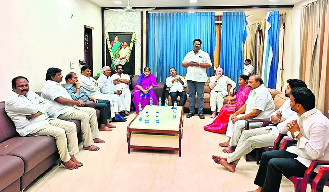 కూటమి ప్రభుత్వ  వైఫల్యాలపై పోరాడదాం..