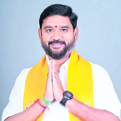 తుమ్మిడిహెట్టి వద్ద నిర్మించాలి..