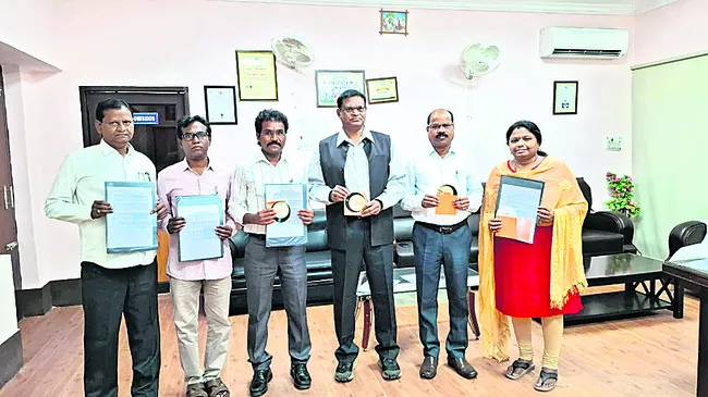 డిగ్రీ ఇయర్‌వైజ్‌ పరీక్షల ఫలితాల వెల్లడి
