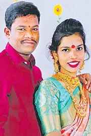 wife and husband ends life accident incident8