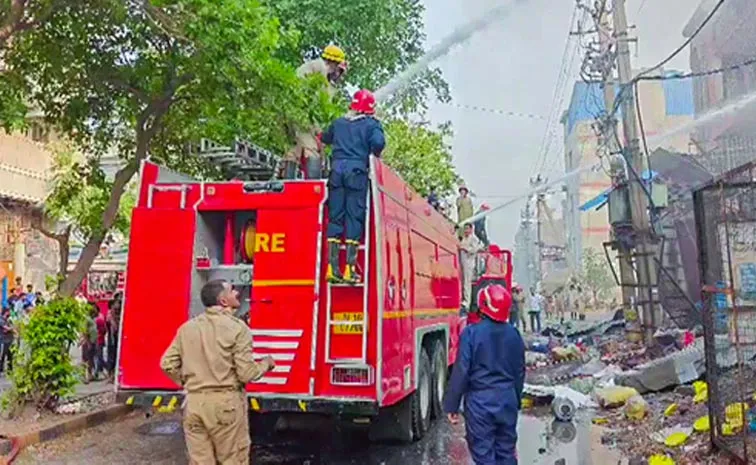 Fire At E Charging Station In Delhi Shahdara