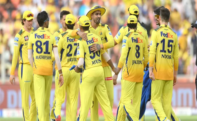 IPL Chennai Super Kings beat Gujarat Titans by 83 runs3