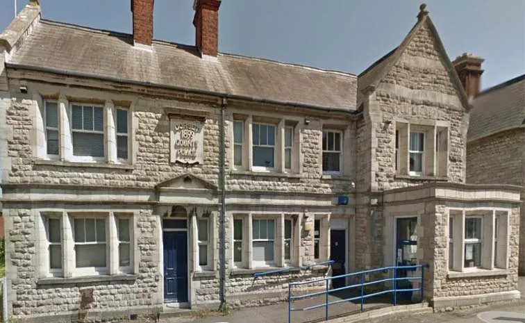 Police station with original cells on the market for Sale1