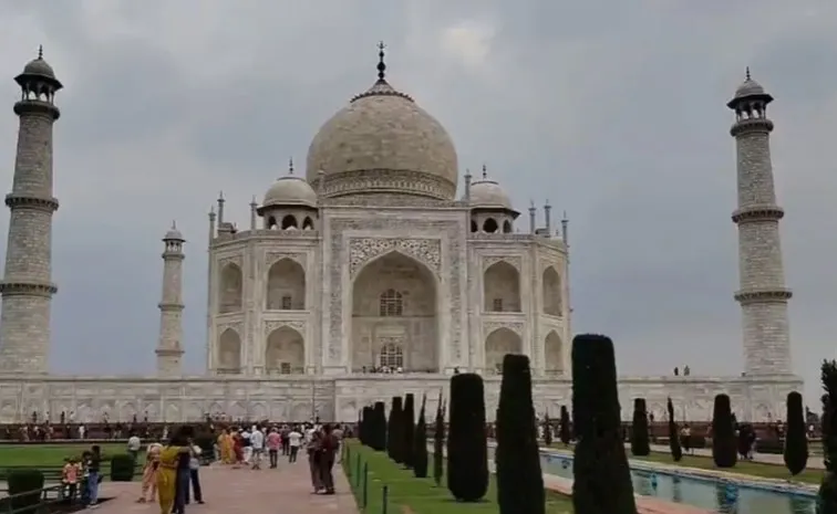 Taj Mahal Bomb Threat Email from Kerala
