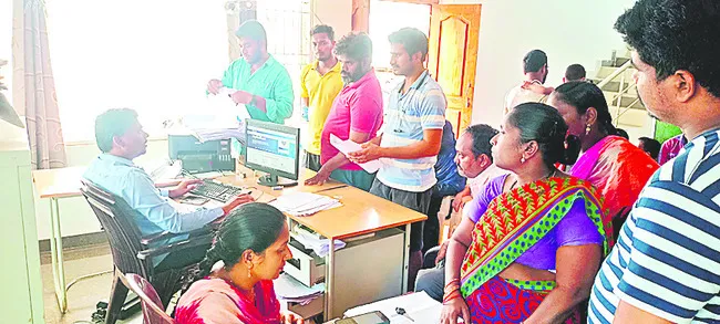 ప్రదక్షిణ పదేపదే..