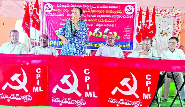 పర్యాటకులకు రక్షణ కల్పించడంలో కేంద్రం విఫలం