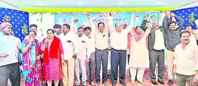 ఉద్యమకారుల సమస్యలు పరిష్కరిస్తాం