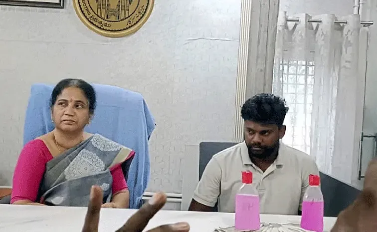Acb Raids Khammam Rural Sub Registration Office