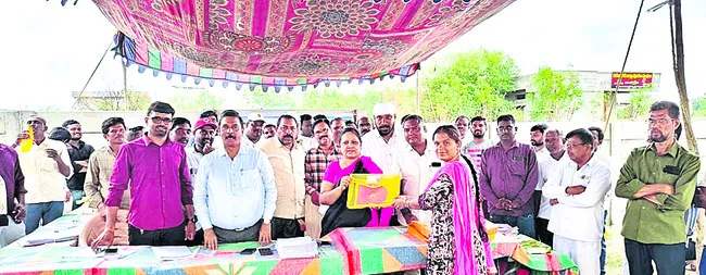 లైసెన్స్డ్ సర్వేయర్లకు శిక్షణ