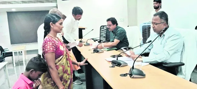 ‘ప్రజావాణి’ ఫిర్యాదులు సత్వరం పరిష్కరించాలి