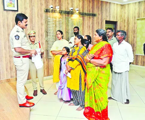 బ్యాంకు లోన్‌ పేరుతో రూ.57 లక్షలకు టోకరా