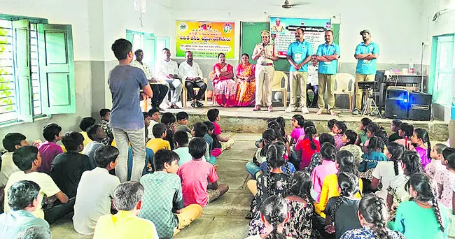 బాల్య వివాహాలు నేరం