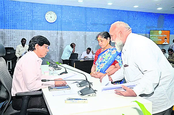 జీవీఎంసీకి 58 వినతులు
