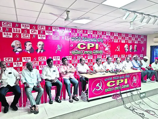 మావోల మృతదేహాలను బంధువులకు అప్పగించాలి