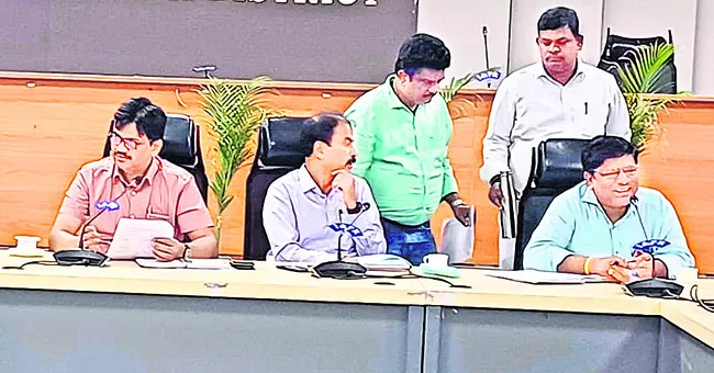 రాష్ట్ర అవతరణ వేడుకలకు ఏర్పాట్లు