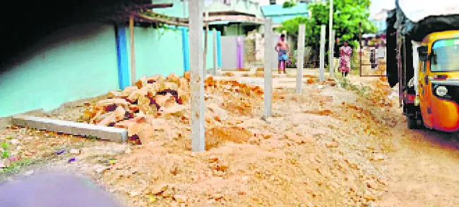 చెక్బౌన్స్ కేసులో రూ.15 లక్షలు జరిమానా